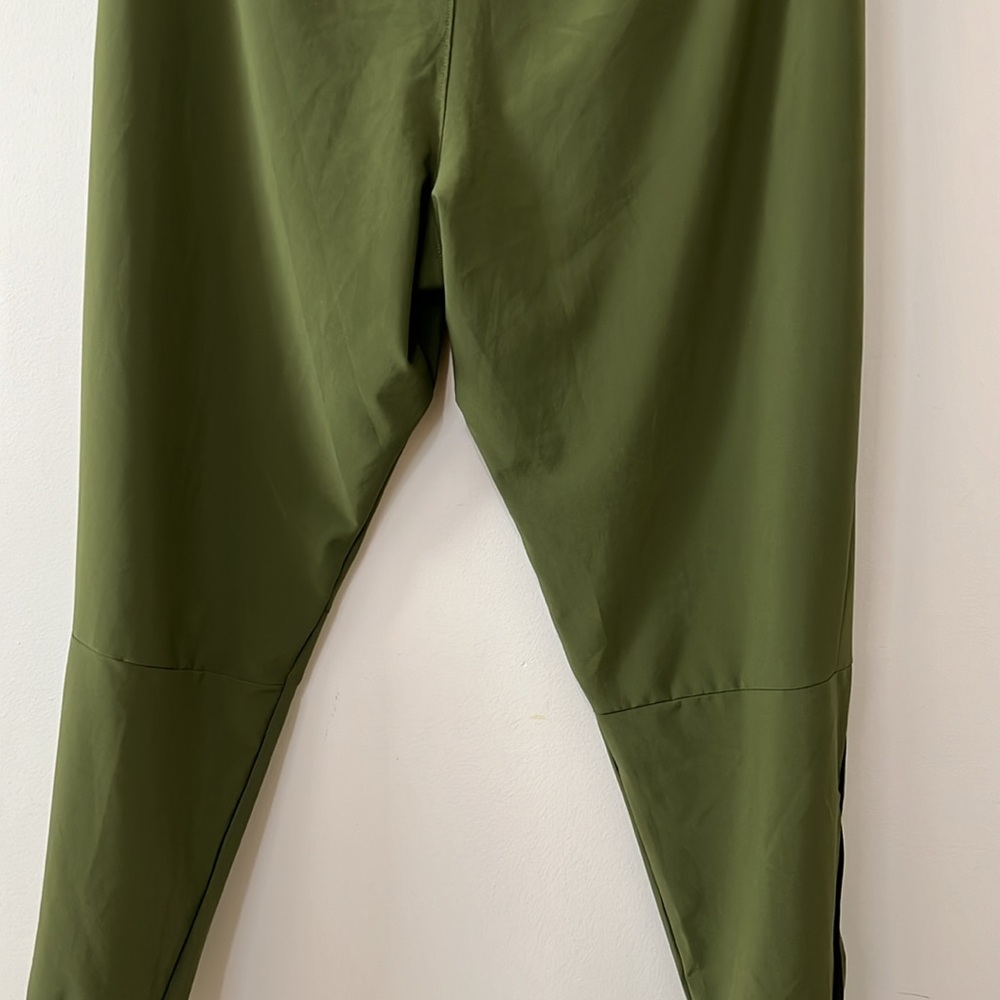 Nike Dri-Fit pants - Picture 7 of 11